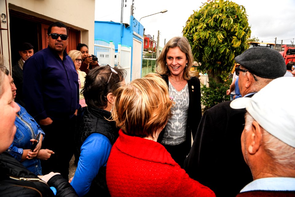 11.10.2018 - Prefeita Paula Mascarenhas e o vice Idemar Barz realizam a entrega de veículos no reservatório R5, entrega de máquinas e visita nas obras do Sanep,  no Fragata - Foto: Gustavo Vara