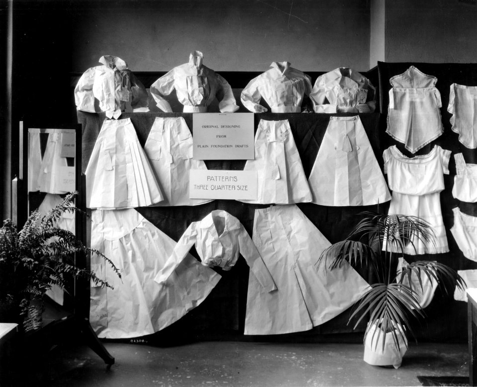 Spring Exhibit, 1916