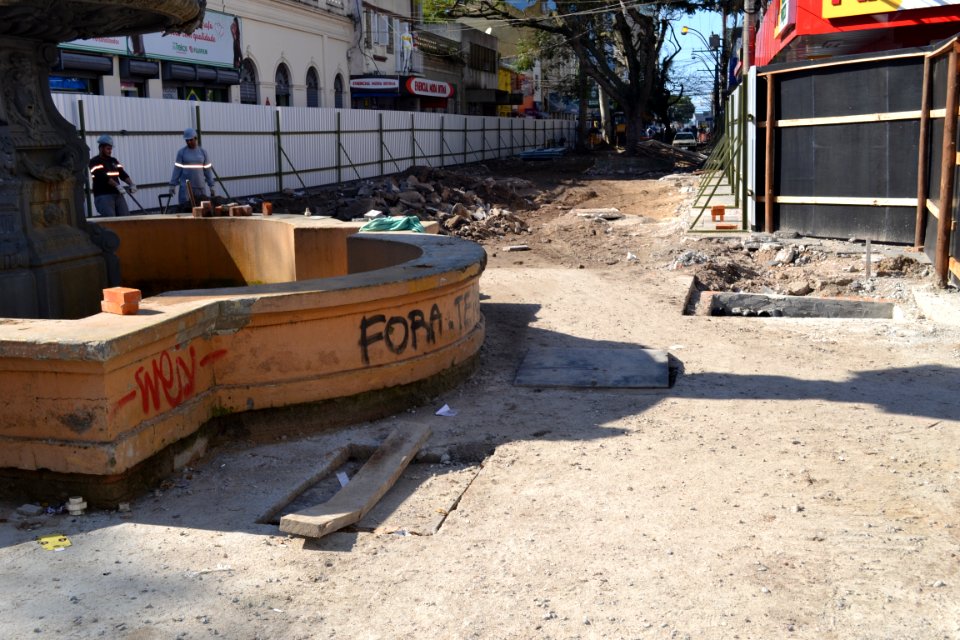02.08.2018 - Obras do calçadão Foto Janine Tomberg (13)