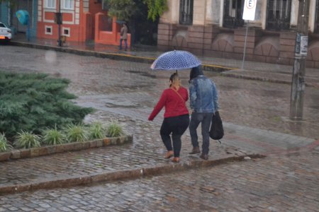 18.07.2018 - Chuva - Foto Janine Tomberg (8)