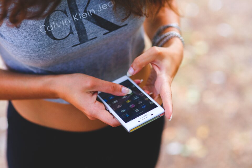 Cell phone mobile touchscreen