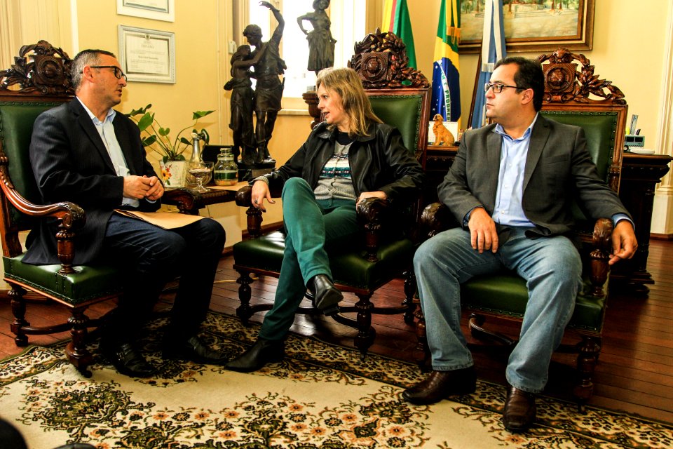 20.07.2018 - Prefeita Paula Mascarenhas em reunião com o Vereador Marcola - Foto: Gustavo Vara