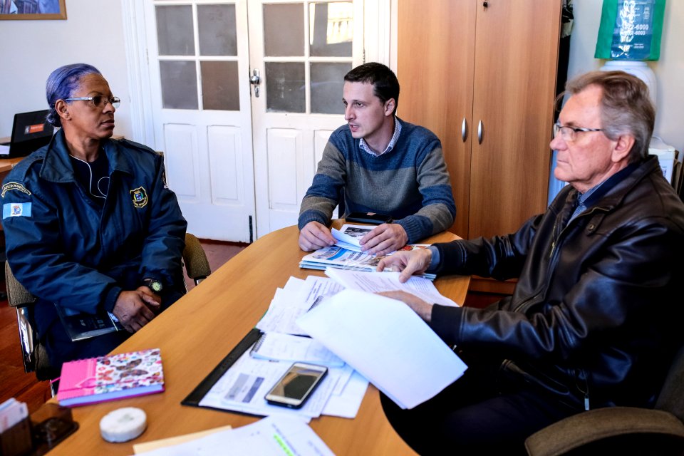 23.05.2018 Vice Prefeito Idemar em reunião com guardas municipais - Foto Gustavo Mansur