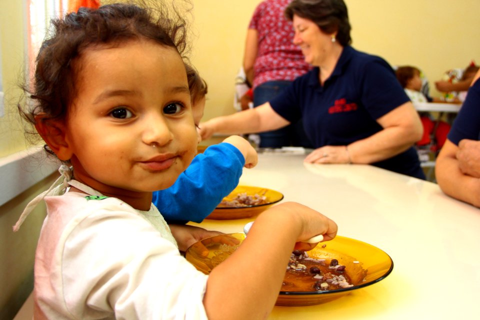 02.05.2018 - SMED - Merenda escolar - foto Marcel Avila