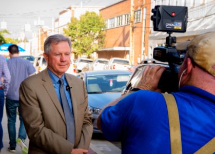 D 2017 7 9336 Summer Broad Meeting Wayne Martin News Interview Kinston NC LF