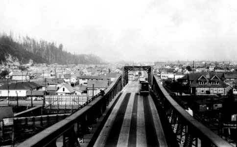 Hoquiam River Bridge Construction