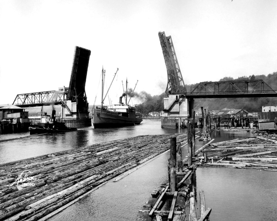 Hoquiam River Bridge Construction