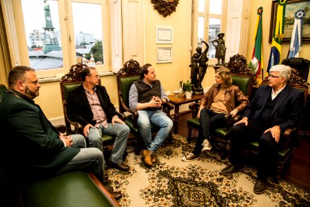 14.05.2019 - Prefeita Paula Mascarenhas recebe a visita do secretário Estadual da Agricultura, Pecuária e Desenvolvimento Rural, Covatti Filho -  Foto: Gustavo Vara