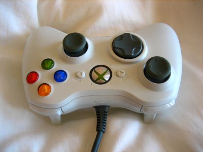 Xbox 360 controller top-back photo