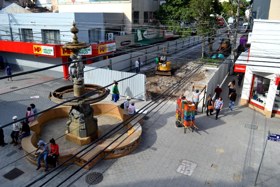 09.04.2018 - SEPLAG - Obra Calçadão - Foto Janine Tomberg (7)
