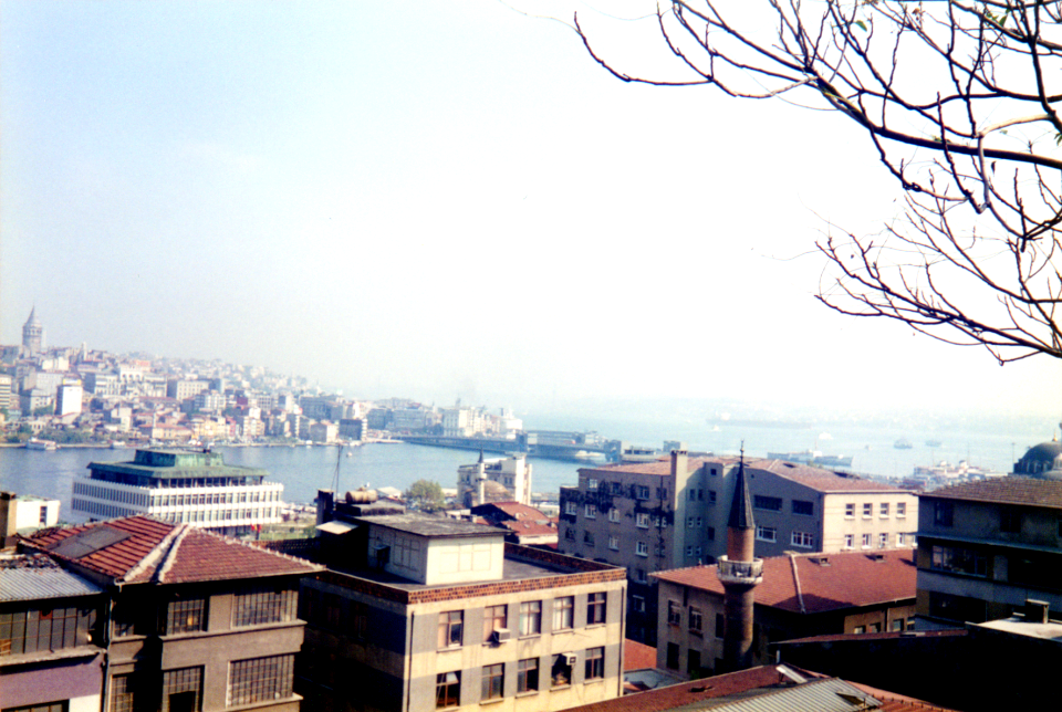 093 - Gouden Hoorn met Galatabrug, Istanbul, oktober 1995