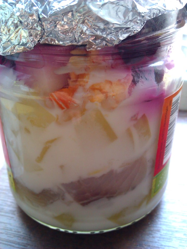 Selyodka Pod Shuboy Dressed Herring in a Jar Public Domain Photo