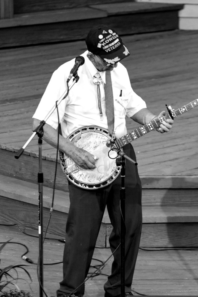 Bluegrass at New Salem