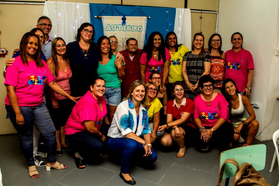 01.03.2019 - Prefeita Paula Mascarenhas sanciona lei do deputado estadual e ex-vereador, Luiz Henrique Viana, que regulamenta o atendimento preferencial a pessoas com autismo e acompanhantes - Foto: Gustavo Vara