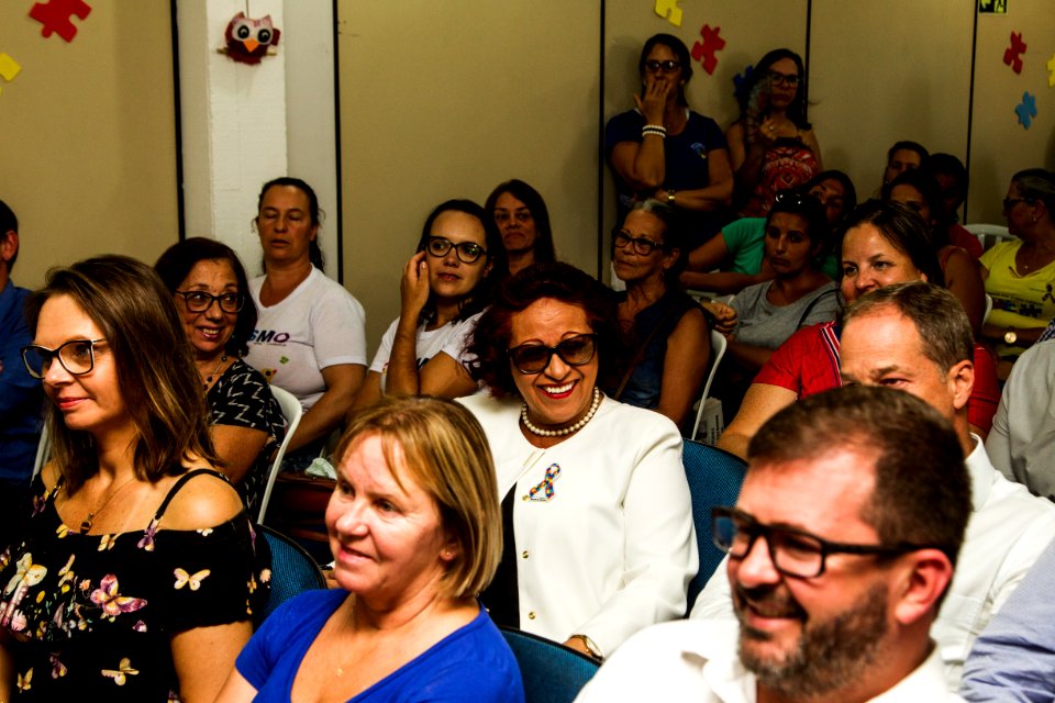 01.03.2019 - Prefeita Paula Mascarenhas sanciona lei do deputado estadual e ex-vereador, Luiz Henrique Viana, que regulamenta o atendimento preferencial a pessoas com autismo e acompanhantes - Foto: Gustavo Vara
