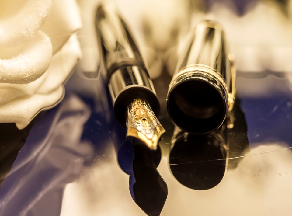 Luxury gold valuable