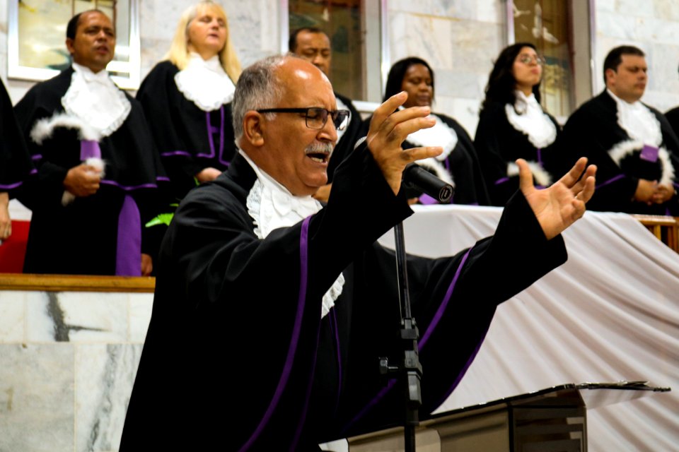 23.02.2019 - Vice-prefeito Idemar na solenidade de formatura em Teologia na Igreja Evangélica Assembleia de Deus - Foto Michel Corvello