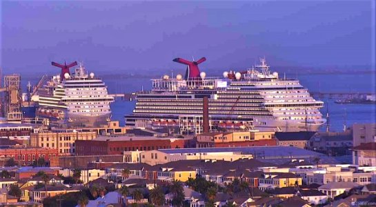 Cruise Ships... photo