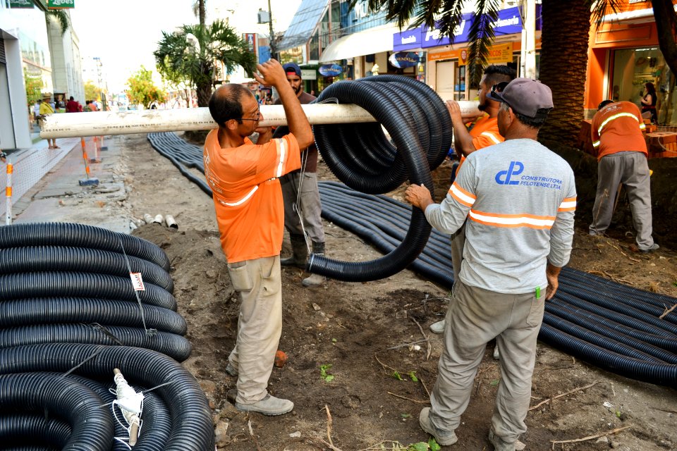 30.01.2019 - SEPLAG - Obra do calçadão - Foto Janine Tomberg