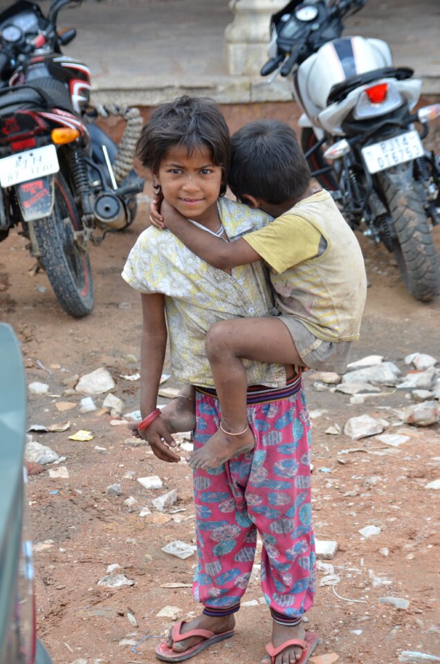 India hunger sick