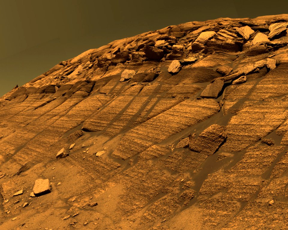Surface temperature of Mars is betwen 153 to 20°C