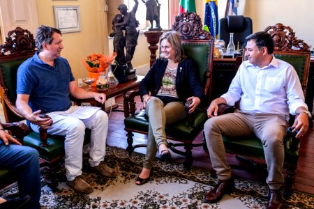 12.03.2018 Pref. Paula recebimento de ofício de emenda parlamentar Dep Danrlei - Fotos Gustavo Mansur