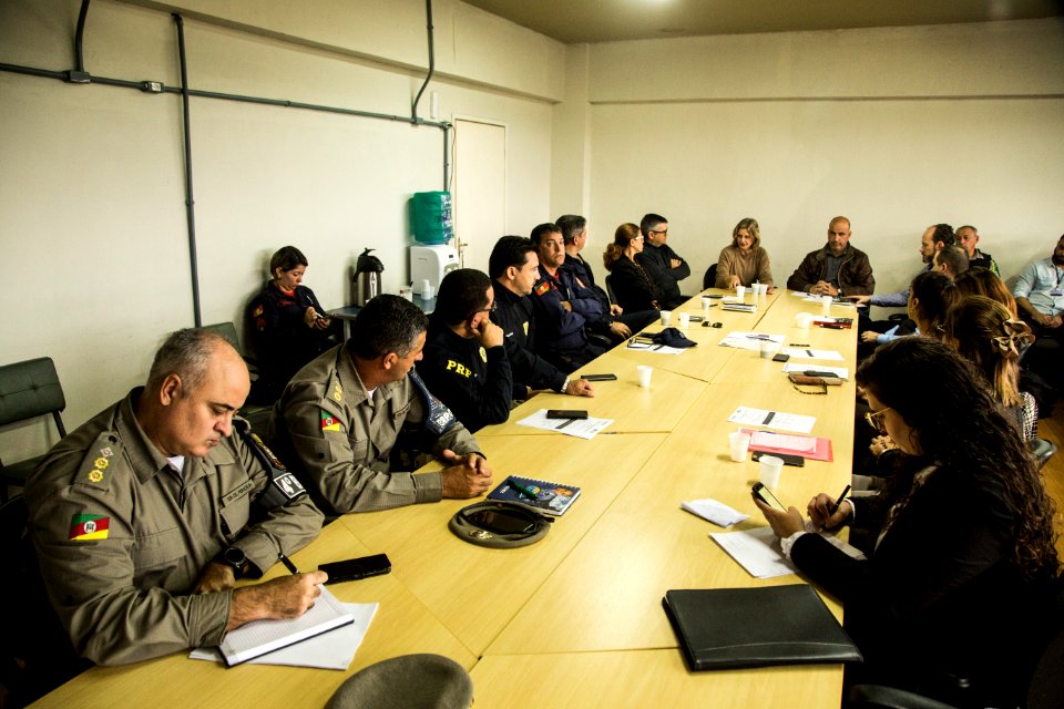 14.05.2019 - Prefeita Paula Mascarenhas em reunião com o GGI -  Foto: Gustavo Vara