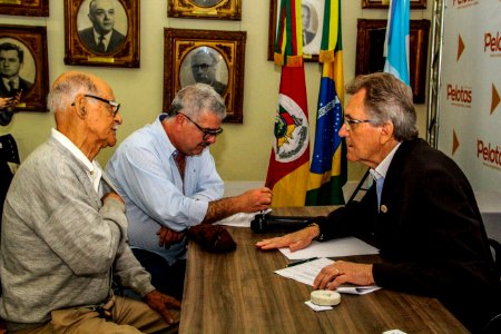 23.11.2017 - Prefeito em exercicio Idemar Barz em audiências publicas individuais do projeto O Vice-Prefeito Recebe