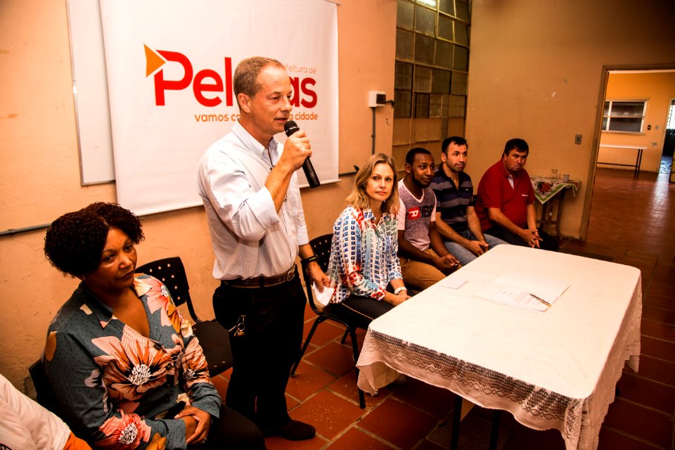 08.04.2019 - Prefeita Paula Mascarenhas realiza assinatura da ordem de início das obras de reforma do Cras São Gonçalo no Navegantes - Foto: Gustavo Vara