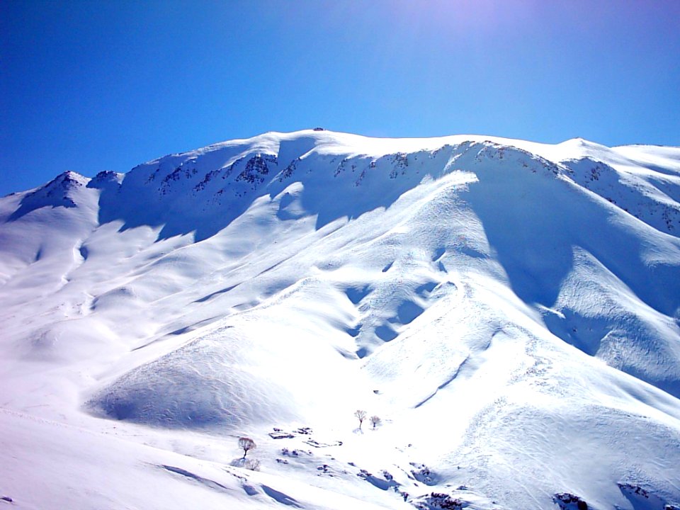 Pahneh Hesar (Pahneh Sar), Kan, Alburz