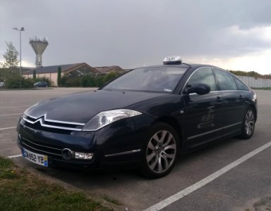 Citroen C6 Taxi photo