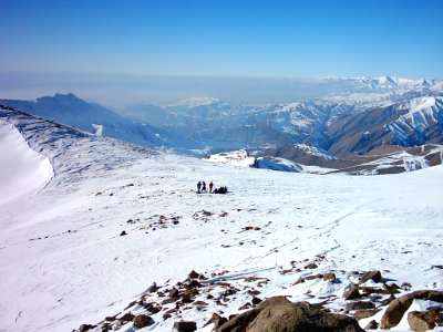 Pahneh Hesar (Pahneh Sar), Kan, Alburz