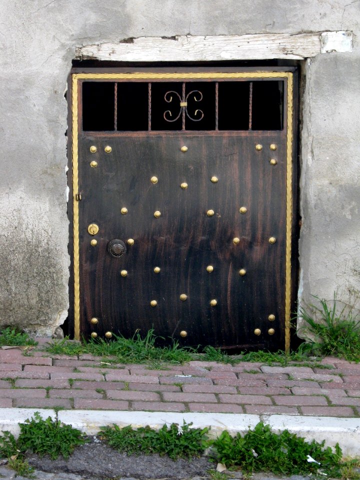 metal door