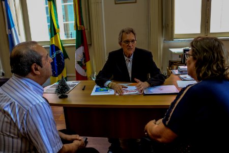18.12.2018 Reunião com membros da Escola Louis Braille Foto Paulo Ienczak