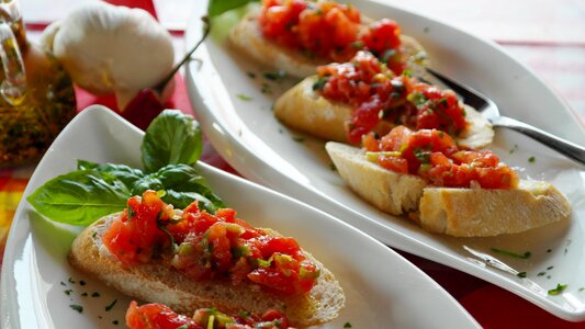 Tomatoes basil onion