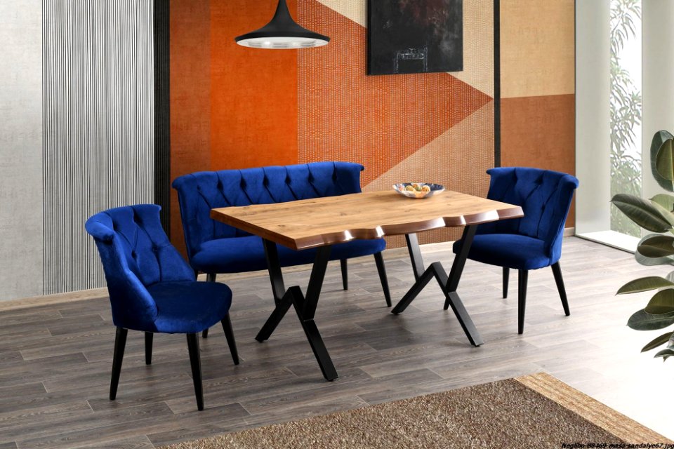 Billet Table and Tea Set-01