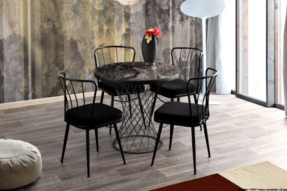 Round Table and Sun Chair-01
