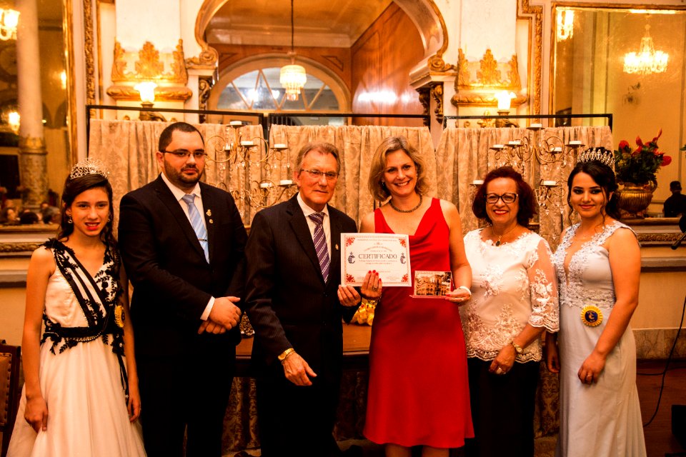 30.11.2018 - Prefeita Paula Mascarenhas e o vice Idemar Barz são homenageados no jantar de entrega do troféu Palácio de Glória no Salão Imperial do Clube Caixeiral - Foto: Gustavo Vara