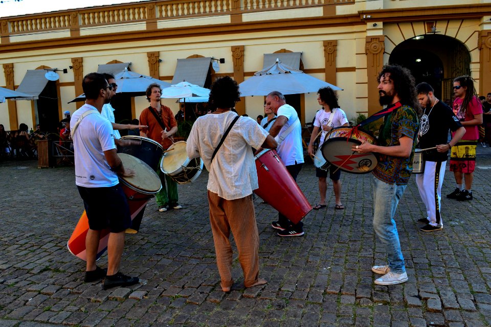 20.11.2018 Baile da Sirley e cortejo da Noite dos Tambores Foto Paulo Ienczak