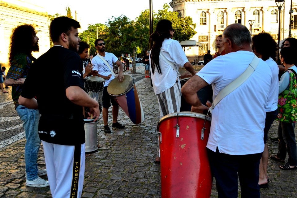 20.11.2018 Baile da Sirley e cortejo da Noite dos Tambores Foto Paulo Ienczak