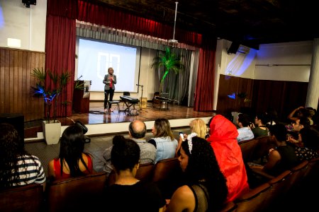 30.11.2018 - Prefeita Paula Mascarenhas prestigia a III Mostra de Talentos do programa Jovem Aprendiz/UCPel - alunos das escolas municipais participantes do Cada Jovem Conta- Pelotas Pacto pela Paz - Foto: Gustavo Vara