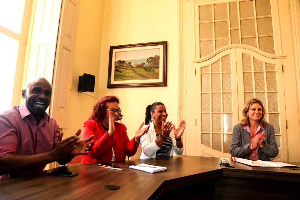 23.10.2018 - Prefeita Paula Mascarenhas realiza assinatura das leis de autoria da vereadora Daiane Dias  - Foto: Gustavo Vara