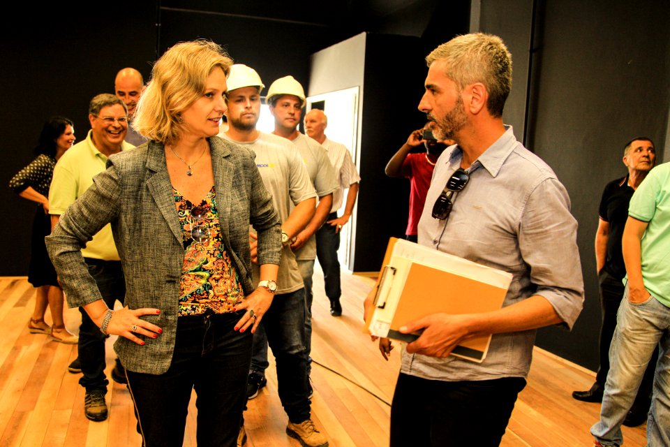 04.01.2019 - Prefeita Paula Mascarenhas visita às obras do CEU Dunas  - Foto: Gustavo Vara