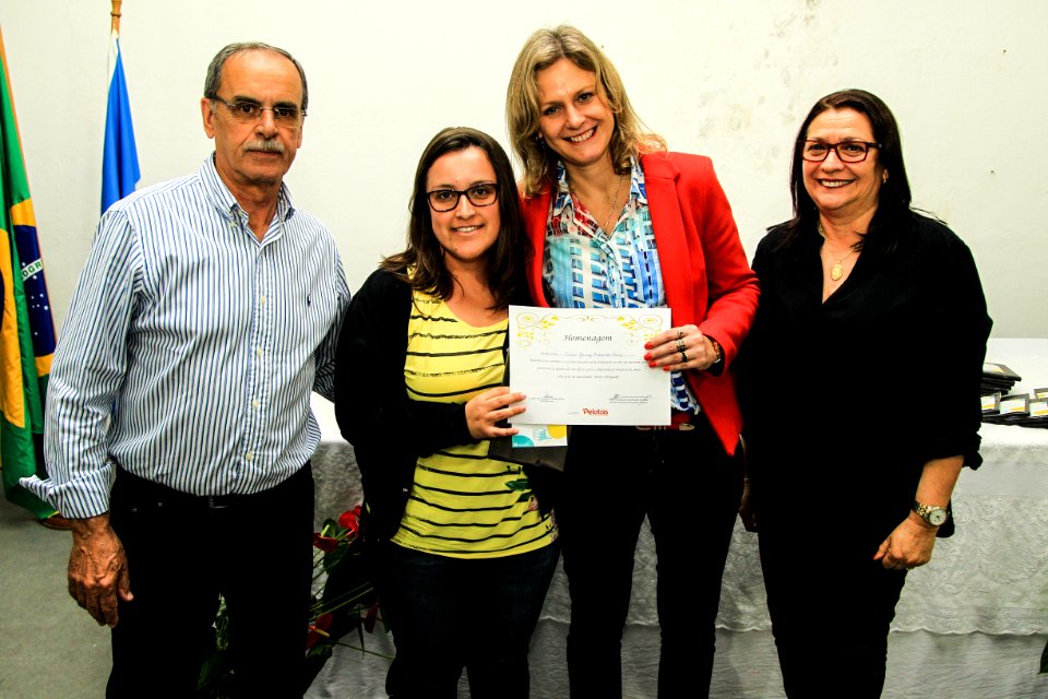 19.10.2018 - Prefeita Paula Mascarenhas durante homenagem ao Dia do Professor aos professores da rede municipal - Foto: Gustavo Vara