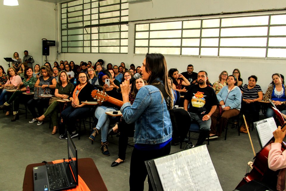 19.10.2018 - Prefeita Paula Mascarenhas durante homenagem ao Dia do Professor aos professores da rede municipal - Foto: Gustavo Vara