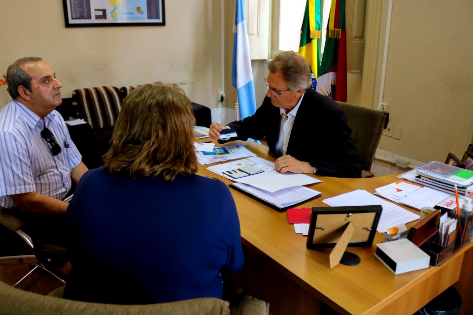18.12.2018 Reunião com membros da Escola Louis Braille Foto Paulo Ienczak