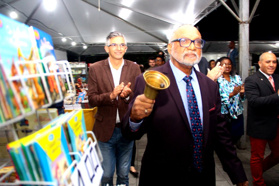 02.11.2018 - SECRETARIA DE GOVERNO - Abertura da Feira do Livro - Foto Marcel Avila