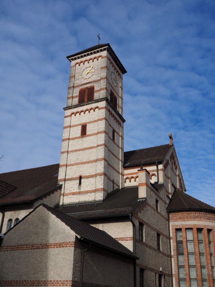 New ulm building catholic