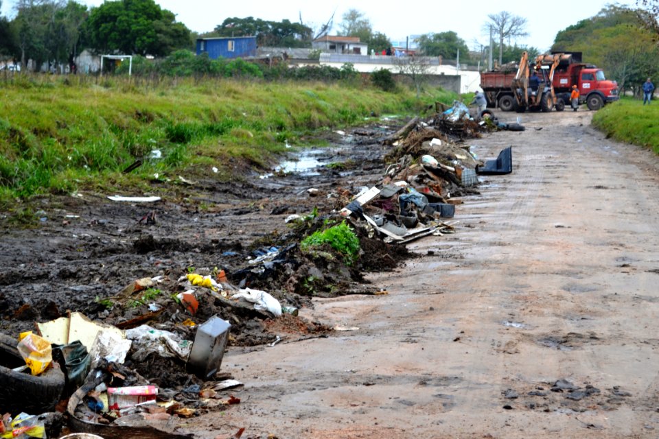 11.07.2018 - SSUI - Limpeza Cidade de Rio Grande - Foto Janine Tomberg (38)