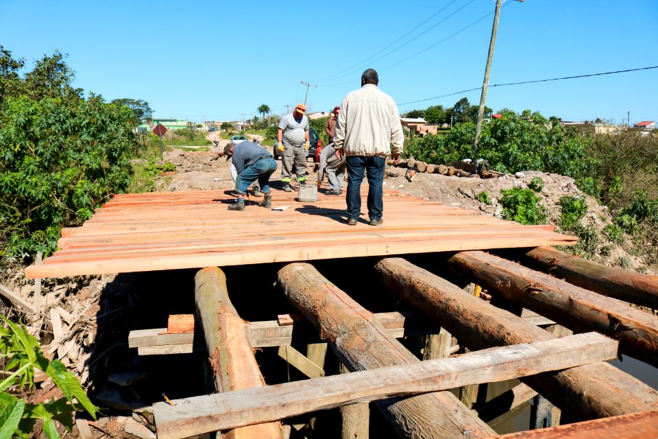 06.09.2018 - Obra na ponte do Passo Fundo - Foto Michel Corvello